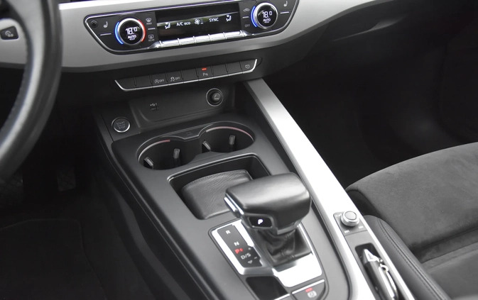 Audi A4 cena 109900 przebieg: 180000, rok produkcji 2019 z Kielce małe 742